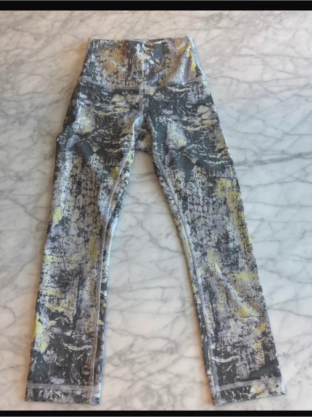Lululemon Align High Rise Crop Leggings. Gray & Yellow Print in size 0.